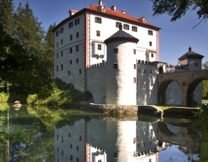 Sneznik Castle